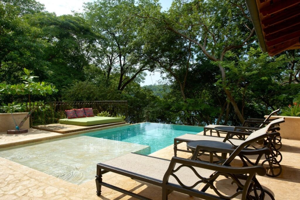 Coralina. stone design