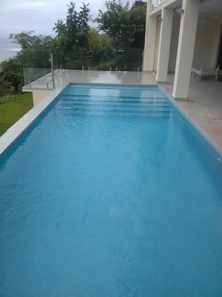 playa jaco, pool construction, with white tiling