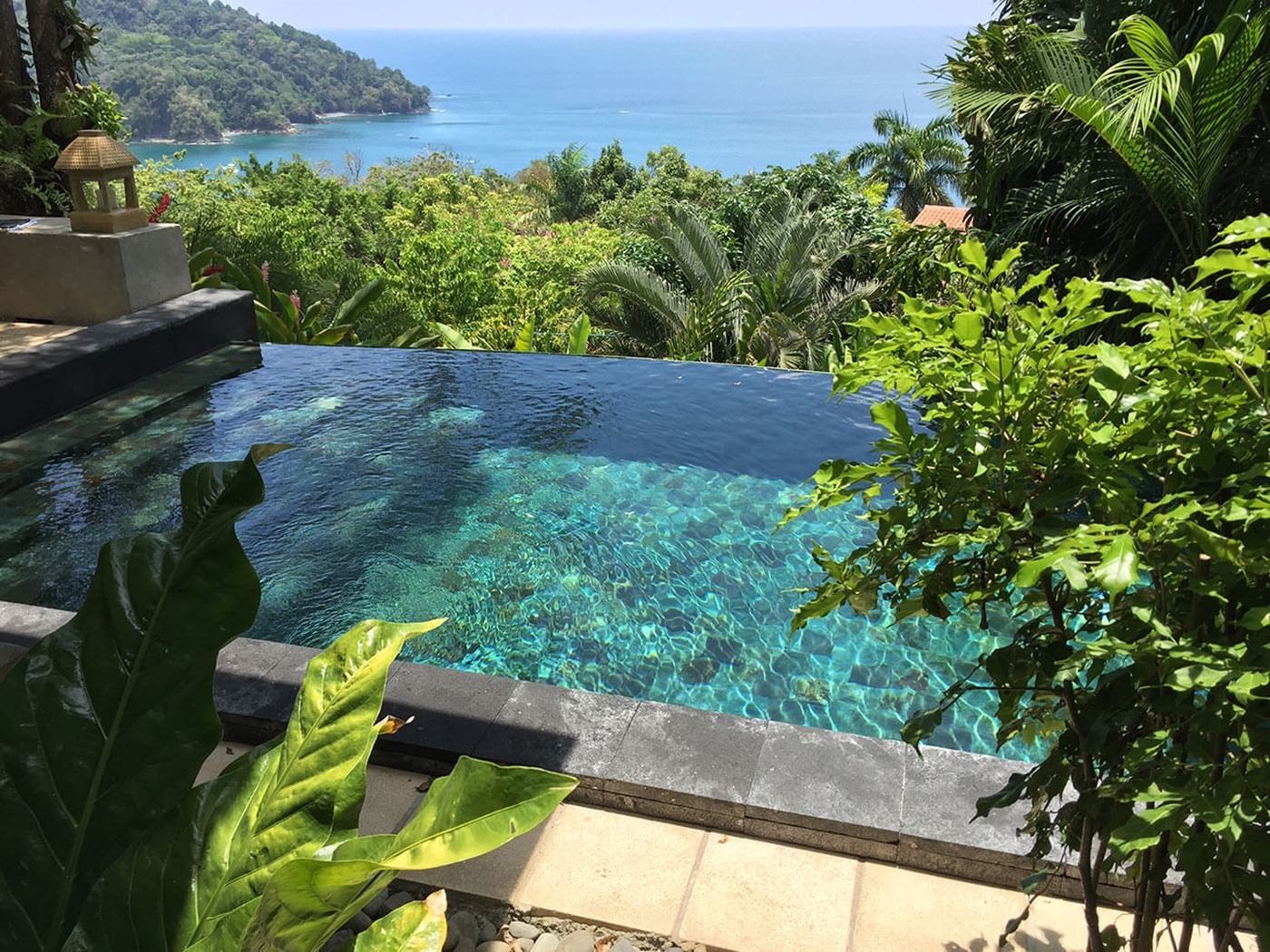 piscina quepos