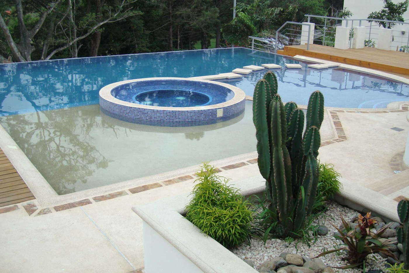 piscinas infinity