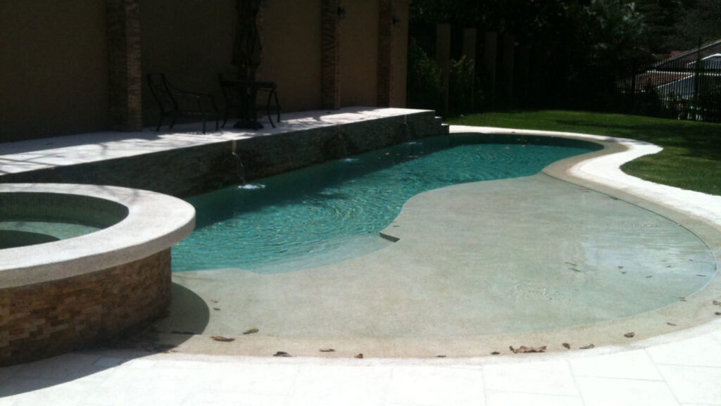 Built by Infinity Pools Construction, in Escazu, this beautifully crafted pool