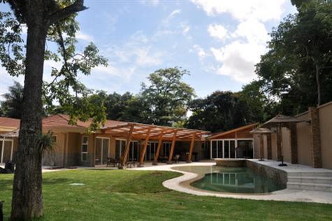 escazu, pool builders