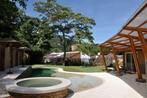 escazu, pool contractor